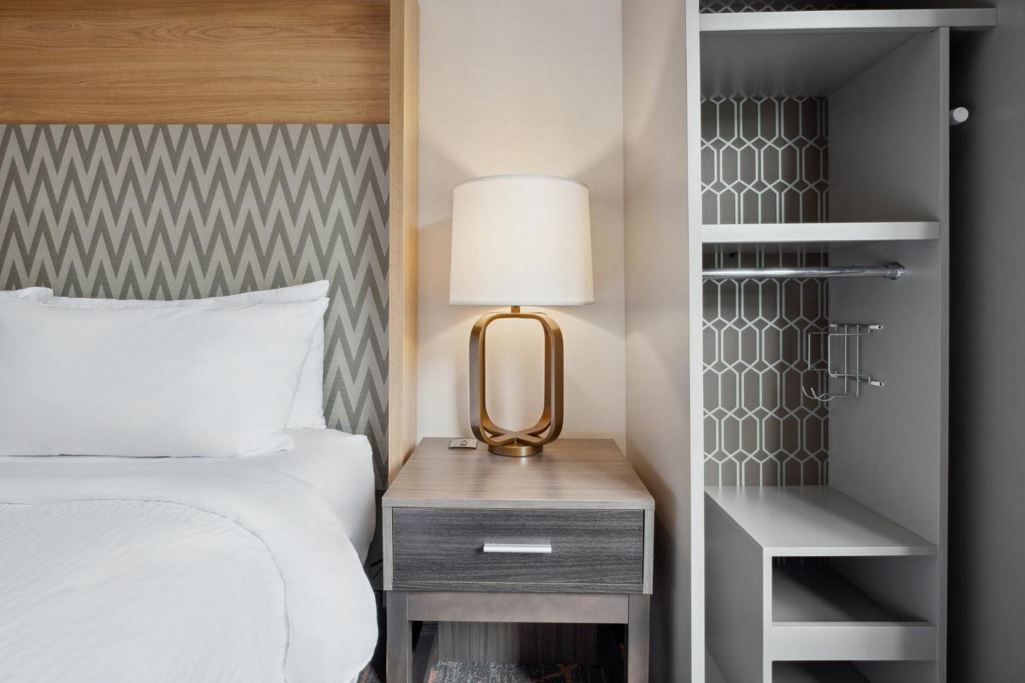 Holiday Inn Portsmouth By Ihg Eksteriør bilde